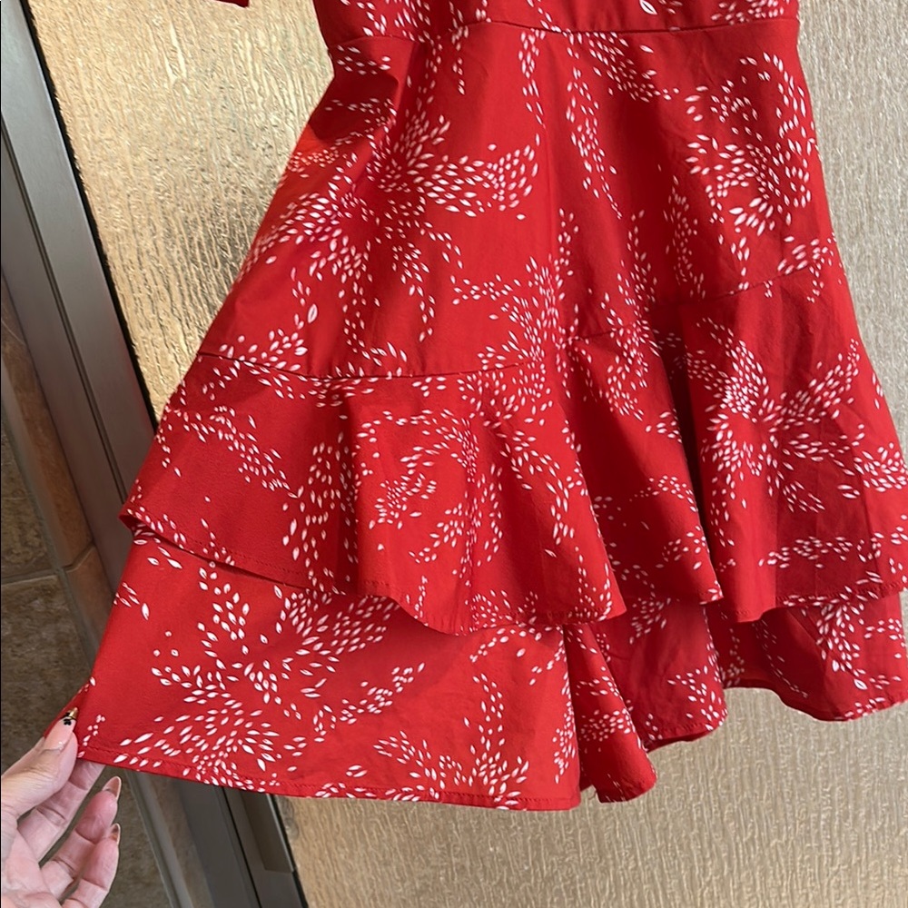 Elegant Red Ruffle Dress - Picture 4 of 6